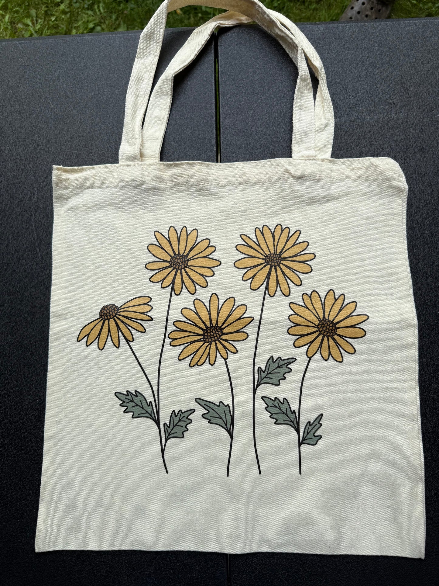 Daisy Tote